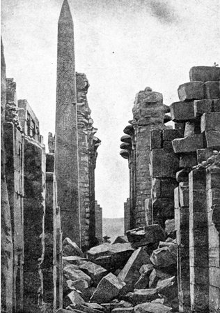 Karnak hall rubble